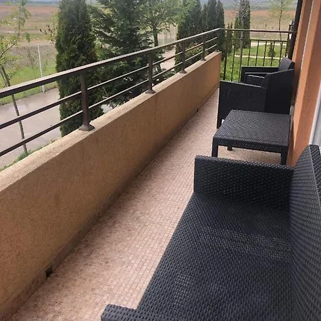 Spacious, 2 Bed Apt, Orchid * Slantschew brjag